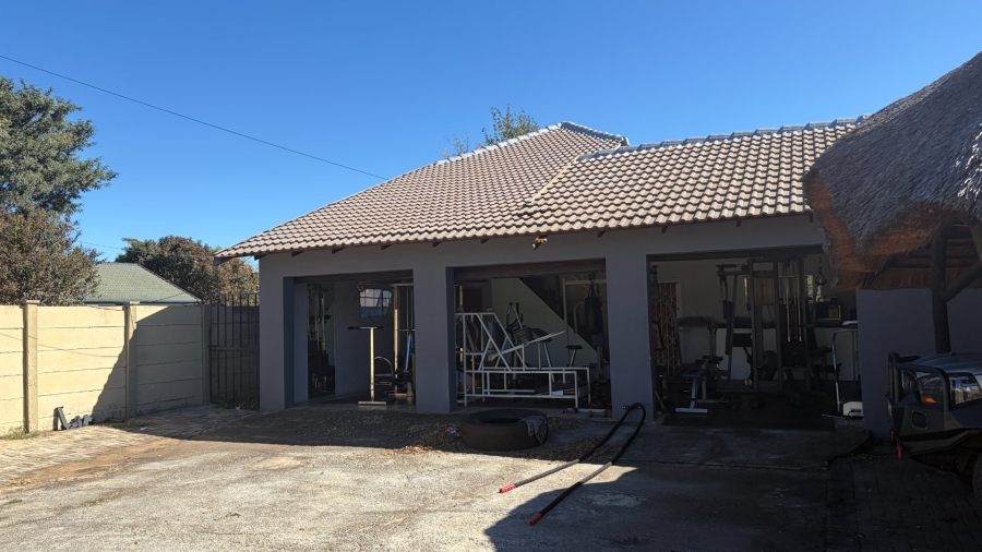 3 Bedroom Property for Sale in La Hoff North West